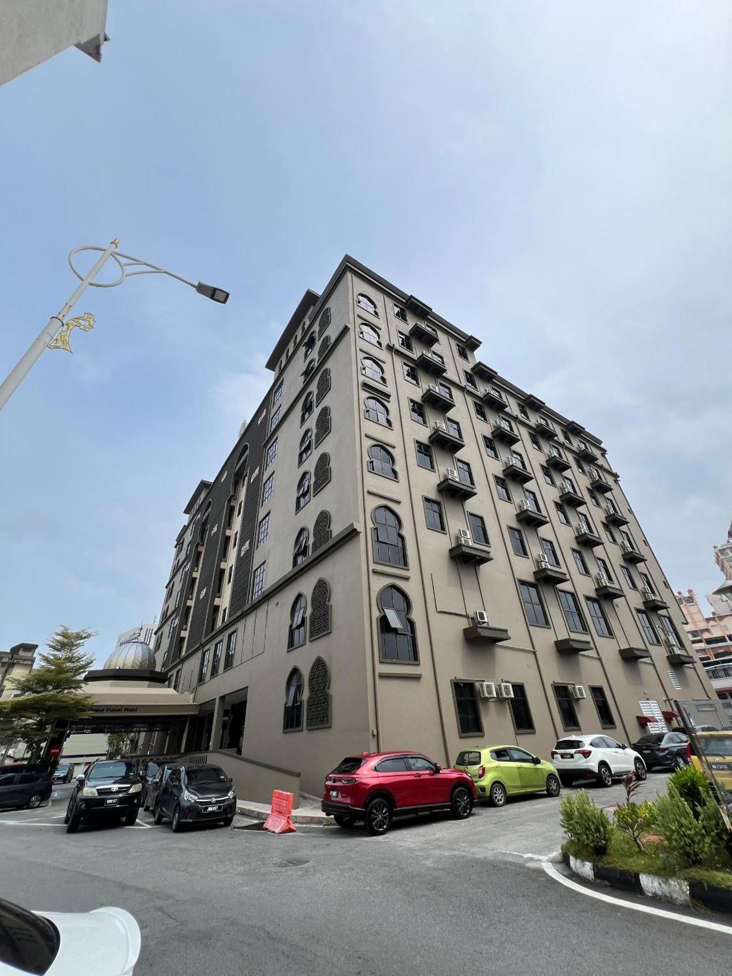 The Grand Puteri Hotel Kuala Terengganu Exterior photo